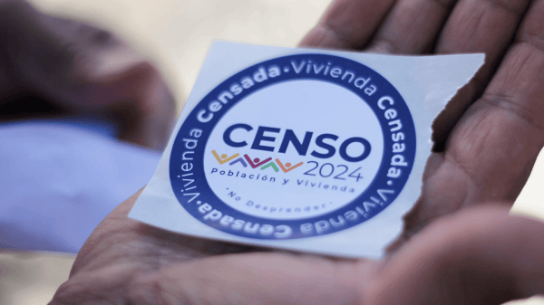 himno en colegios.jpg.jpg